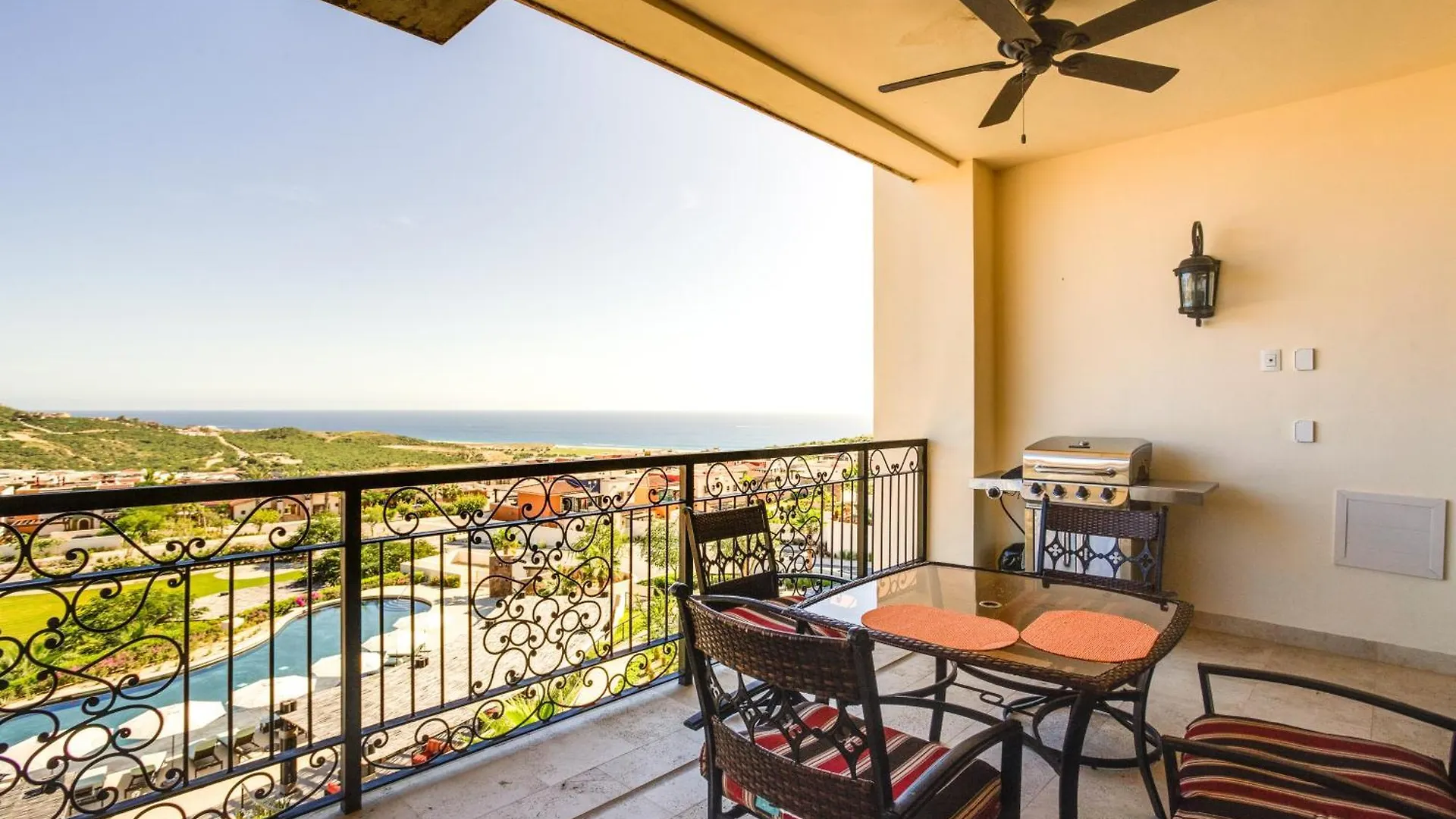 קאבו סן לוקאס Quivira Golf Club Condo With Magnificent Ocean Views